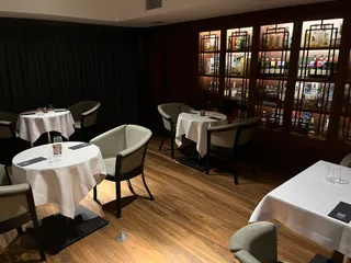 Quale Restaurant