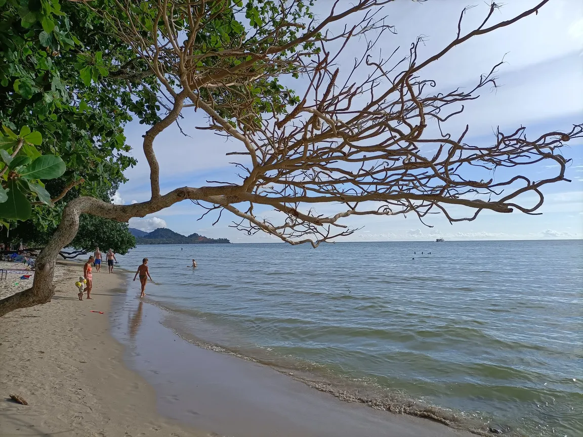 Route to Haad Sai Kaow (White Sand beach)