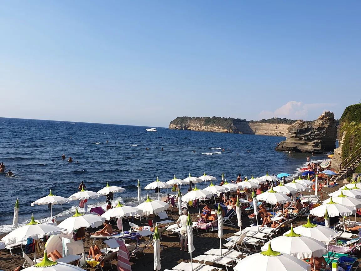 Ciraccio Beach