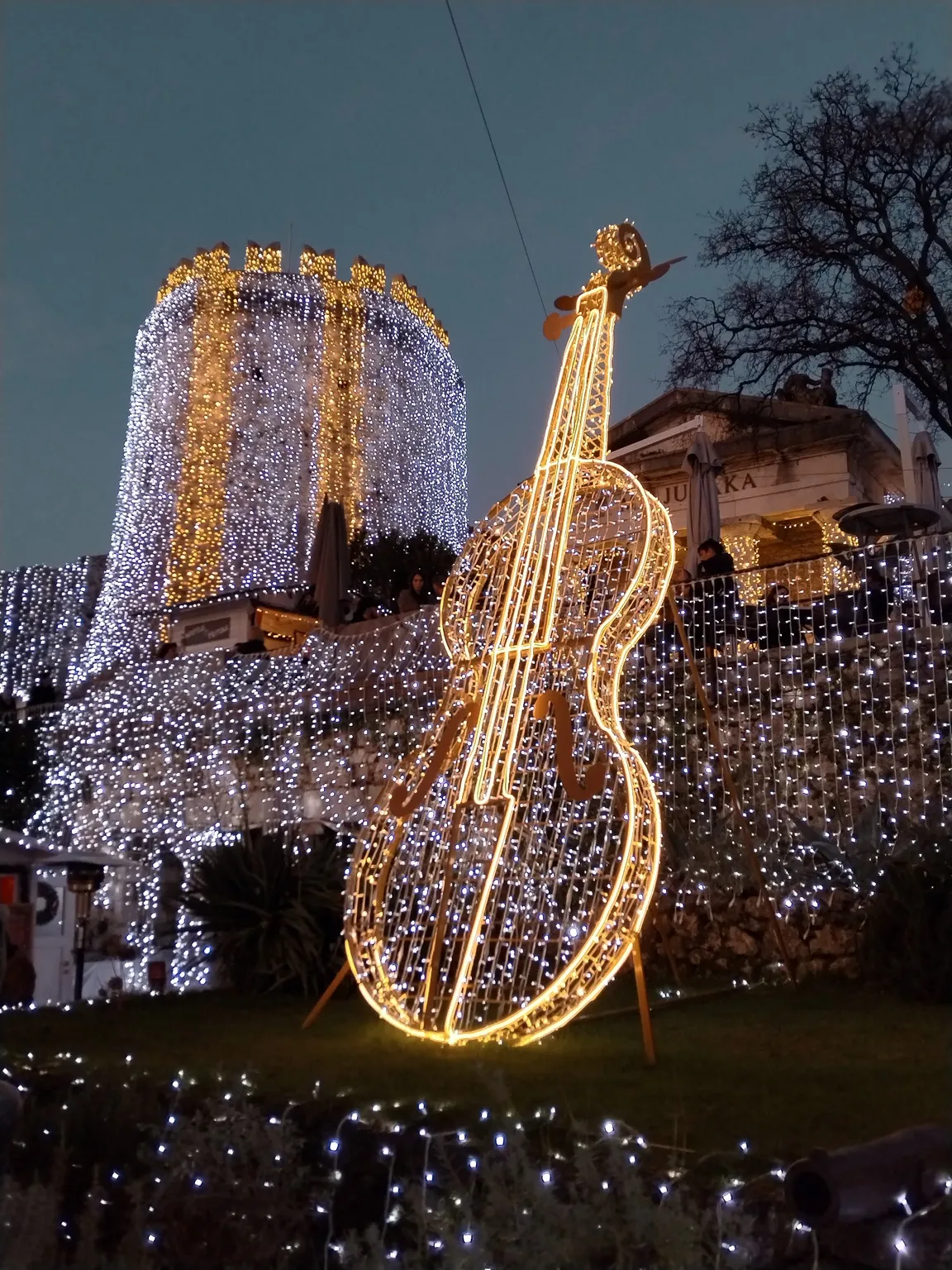 Advent Trsat