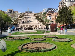 Alexander Tamanian Statue