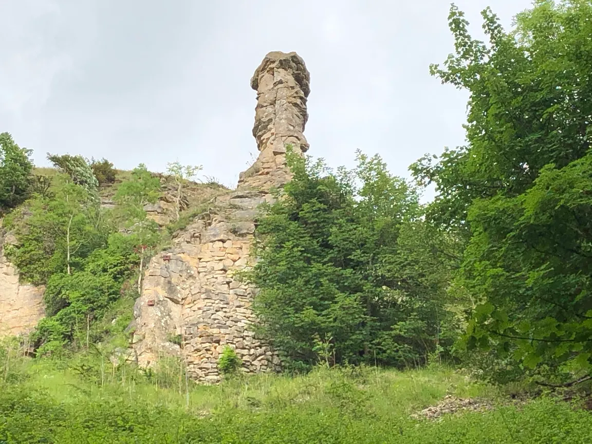 Devil's Chimney