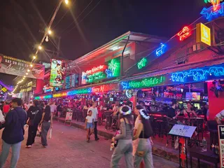 Henry Africa's Bar