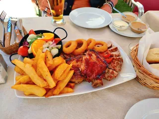 Jo's Bar & Restaurant