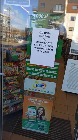Żabka | Prosto z pieca
