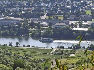 "Traver Kupp" Aussichtspunkt und Ruhebank