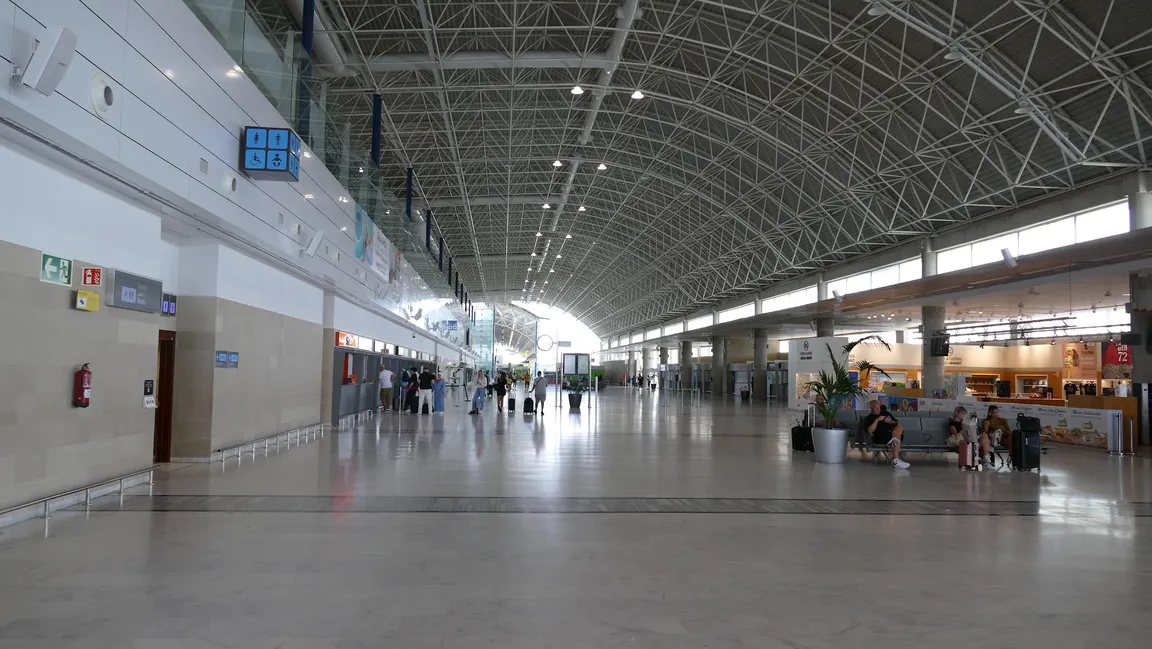 Aeropuerto de Fuerteventura (FUE)