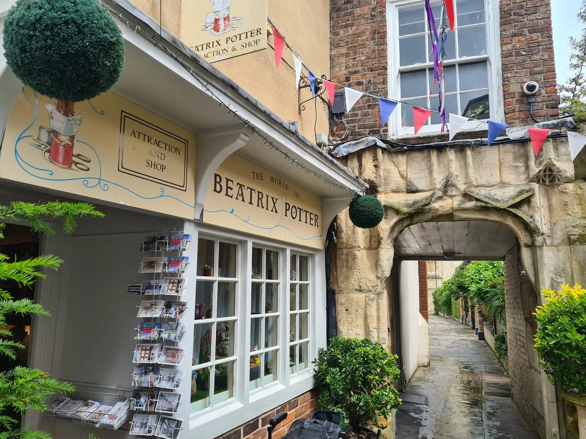 The House Of The Tailor Of Gloucester