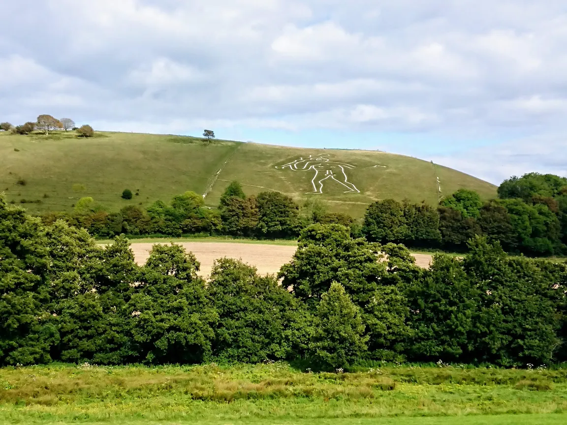 Cerne Giant Viewpoint