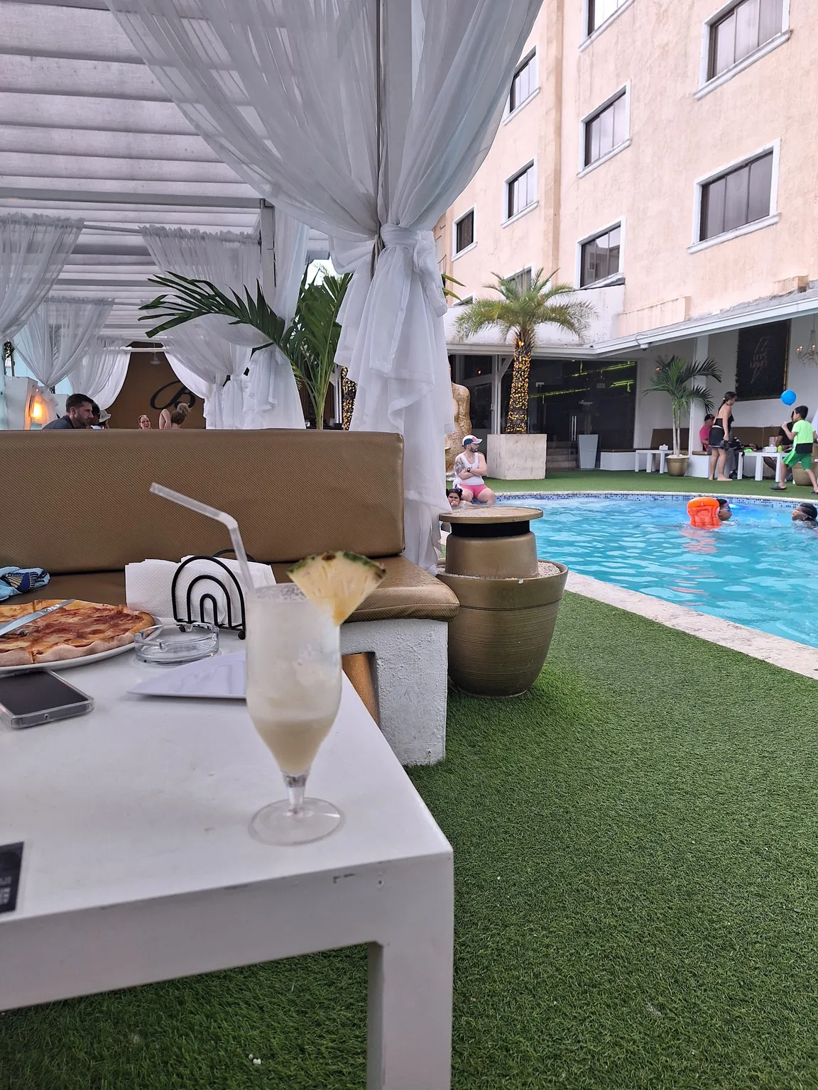 Bianco Social Club