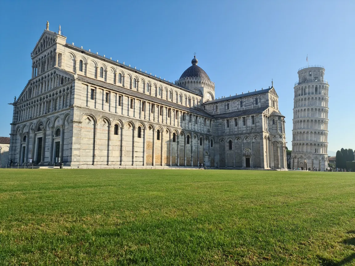 Piazza del Duomo w Pizie