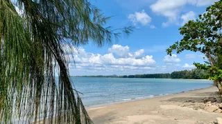 Khlong Dao Beach