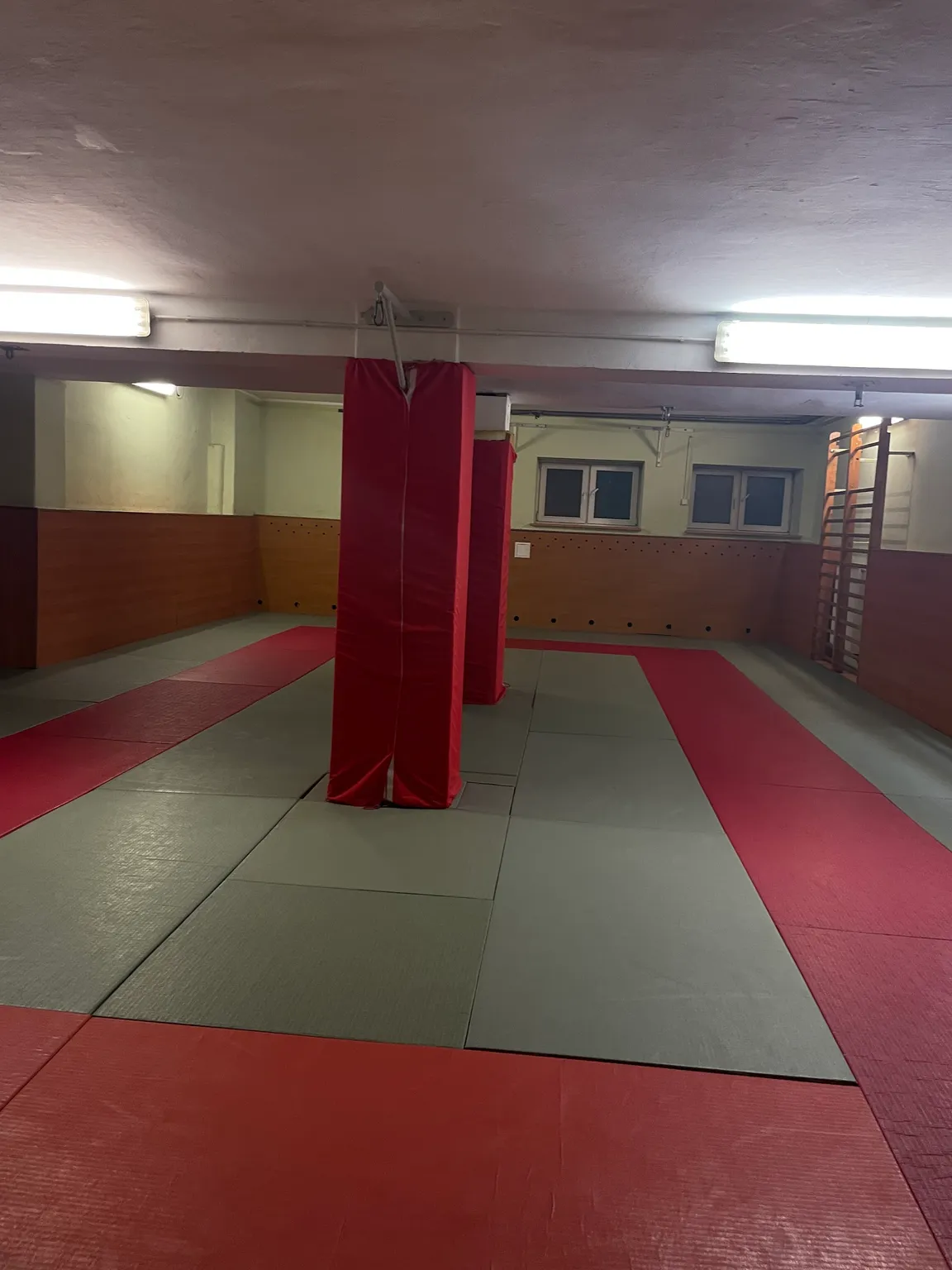 Kobe-Gym / Fight Academy