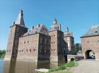 Hoensbroek Castle