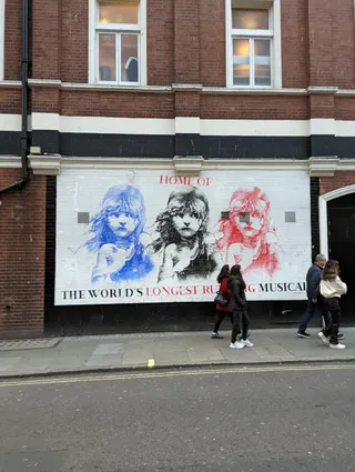 Sondheim Theatre