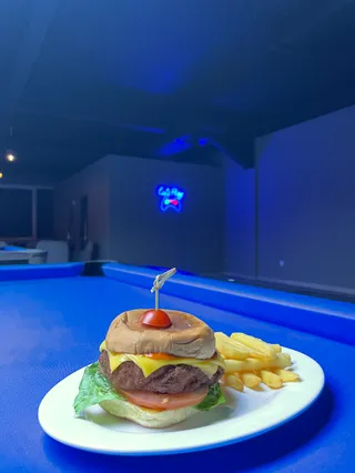 Quick ball billiard $ pool rooms صاله كويك بول للبلياردو