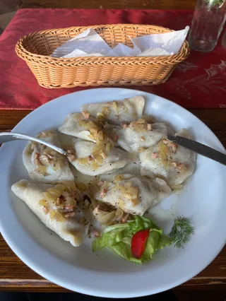 Zajazd "pod Równicą" Restauracja