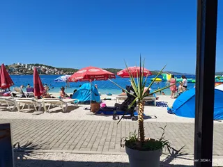 Beach Bar Twins