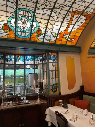 Comme Chez Soi