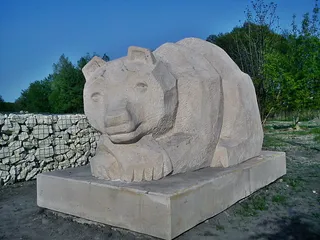 Rzeźba niedźwiedzia