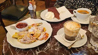 Cafe Demel
