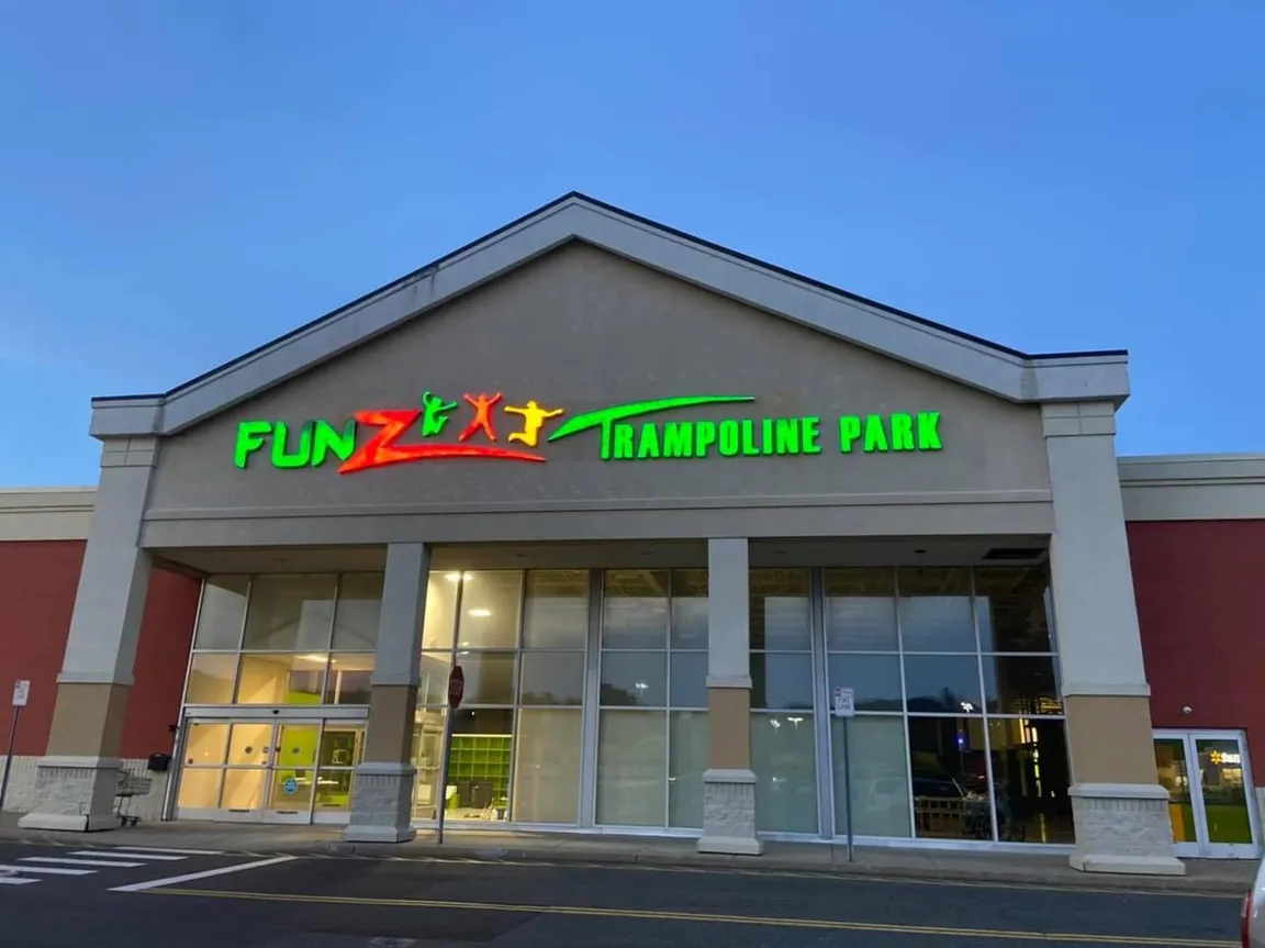 FunZ Trampoline and Adventure Park Waterbury CT