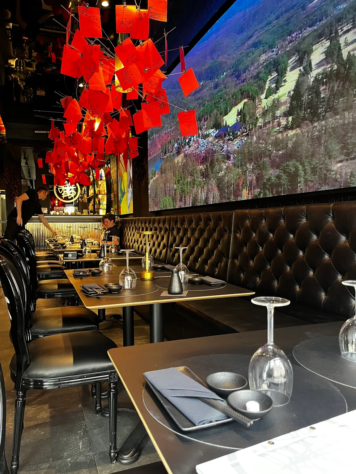 Drzewo Wiśni - Sushi and Asian Restaurant