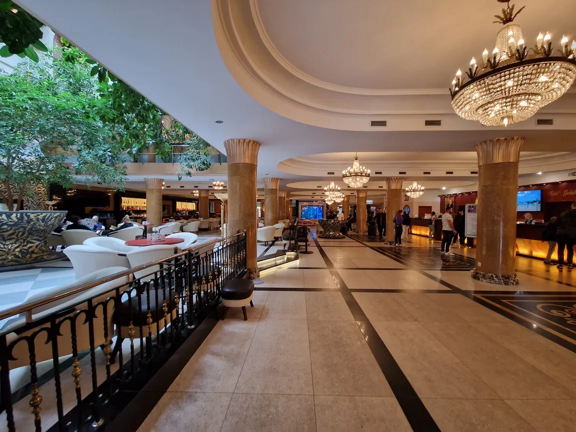 HOTEL GOŁĘBIEWSKI w Mikołajkach