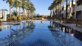 Reef Oasis Beach Resort