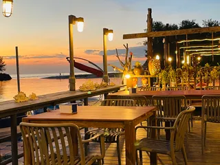 Iyara Seafood