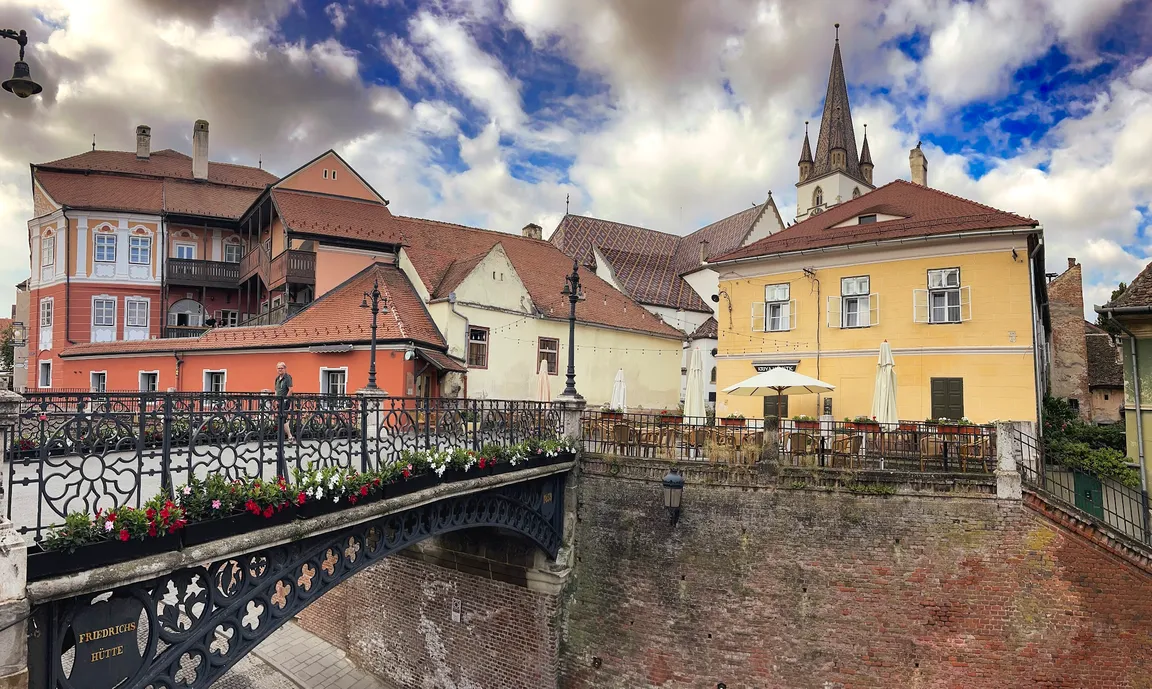 Most Kłamców