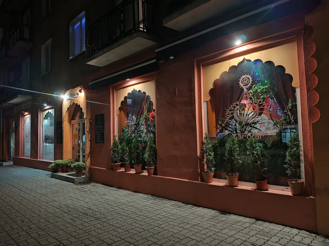 Parivar Restaurant