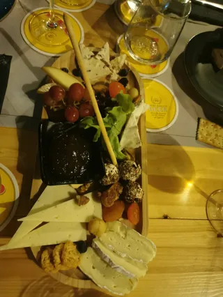 Wpa Live & Meze