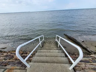 Sandgate Foreshore Dog Off-Leash Area