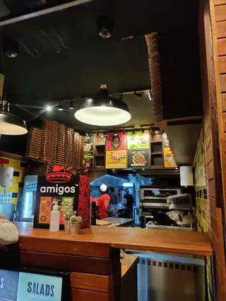 Amigos Mosta
