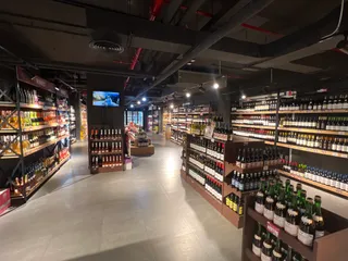 Grapes & Hops Yas Island