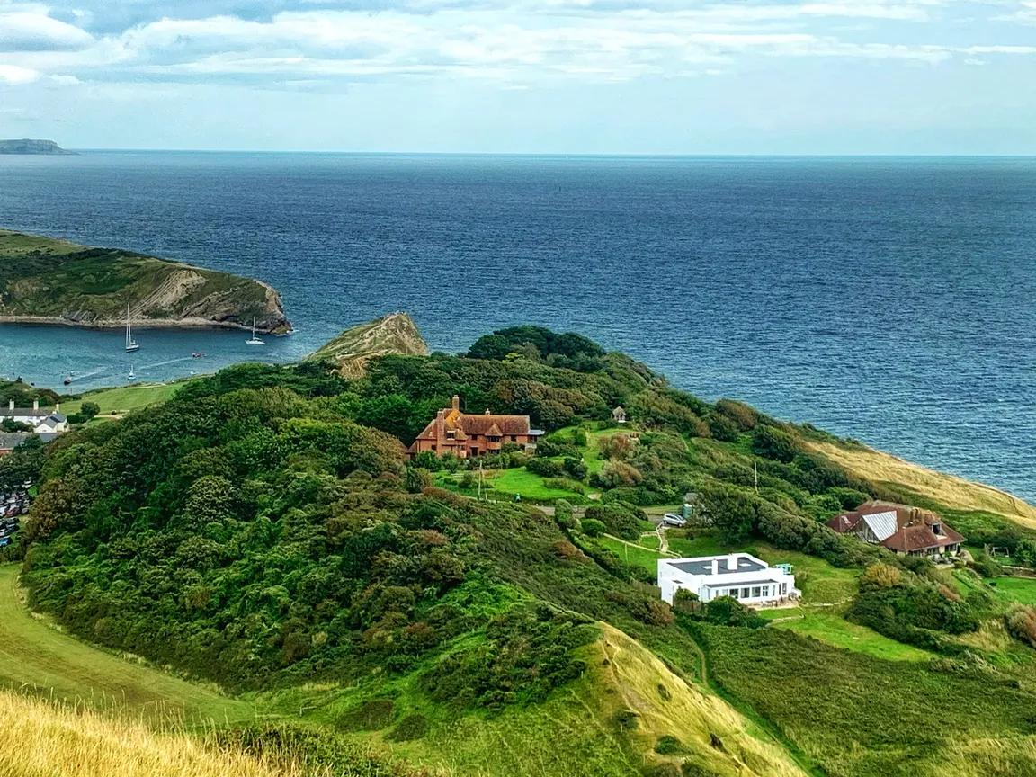 Lulworth Cove SW coastal path