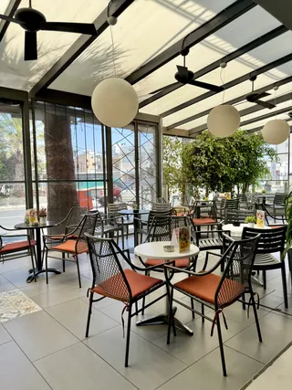 Room 9 Cafe & Billiards