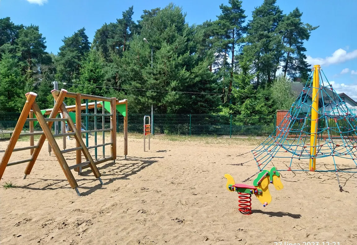 Plac Zabaw, Siłownia & Boisko