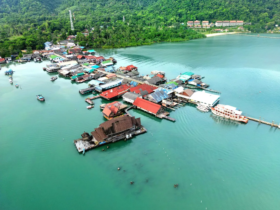 Bang Bao Pier