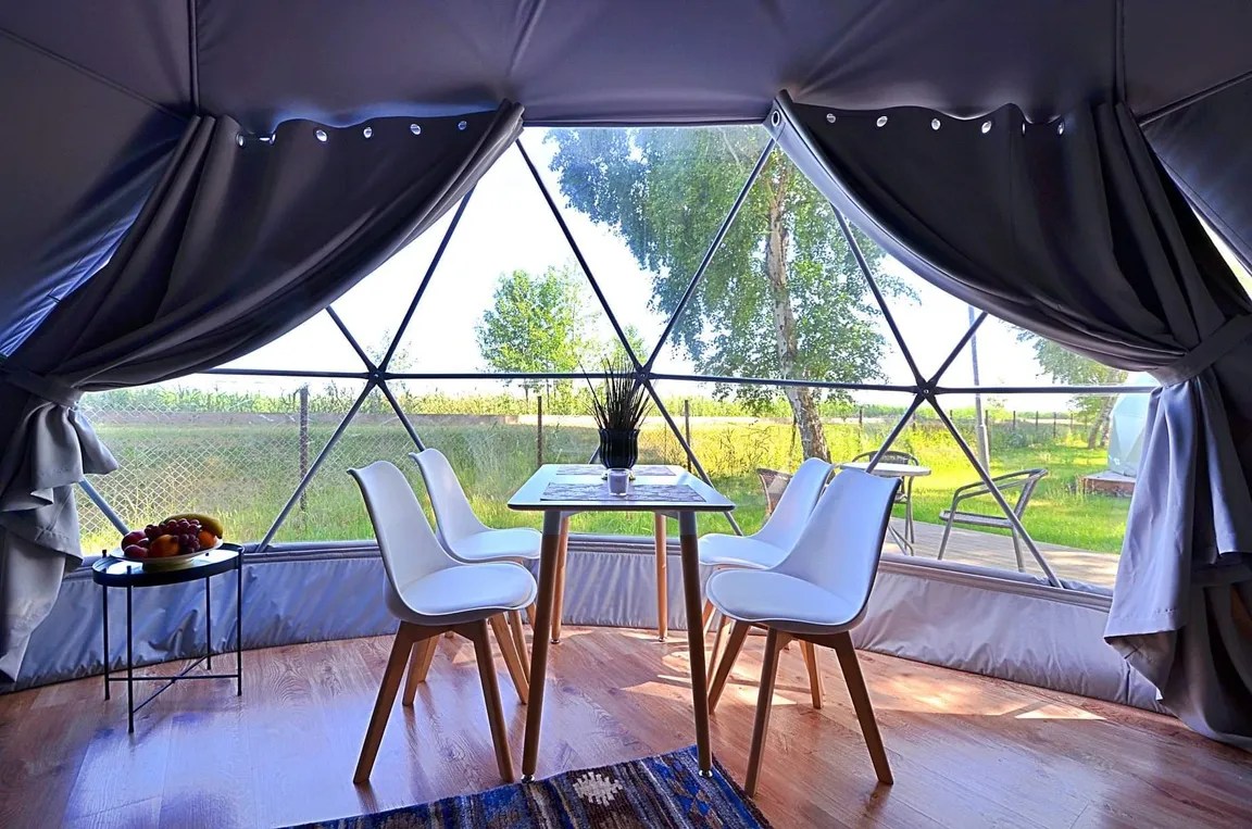 OSADA NAD WODĄ - Camping, Glamping