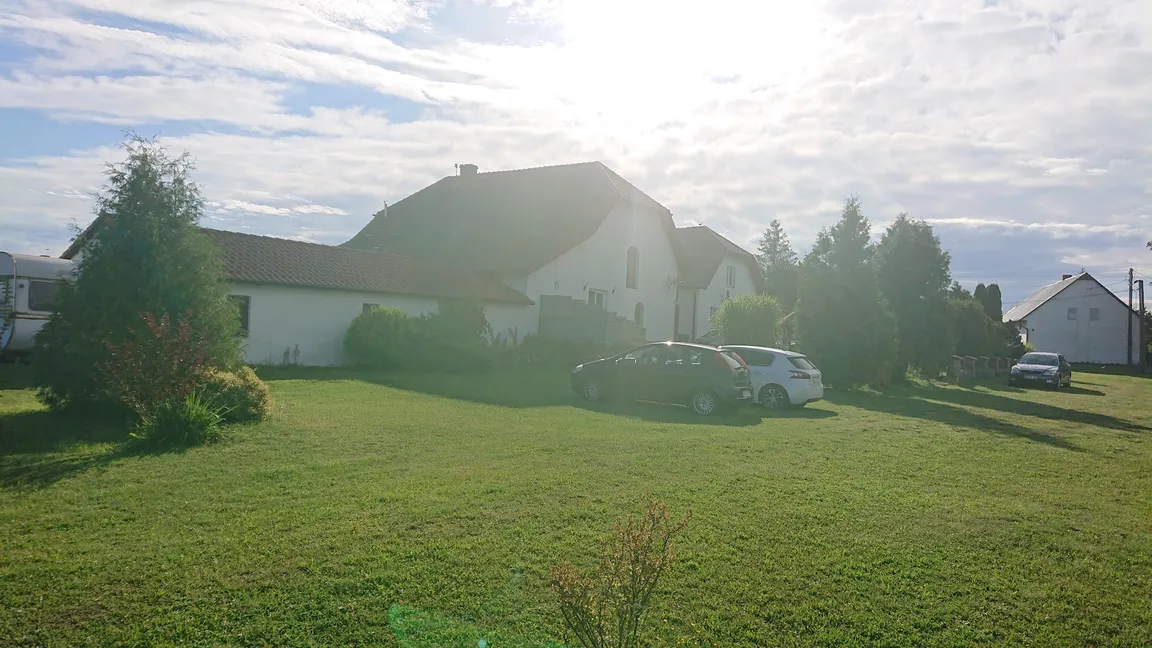 Zagroda Nad Stawem. Gospodarstwo agroturystyczne