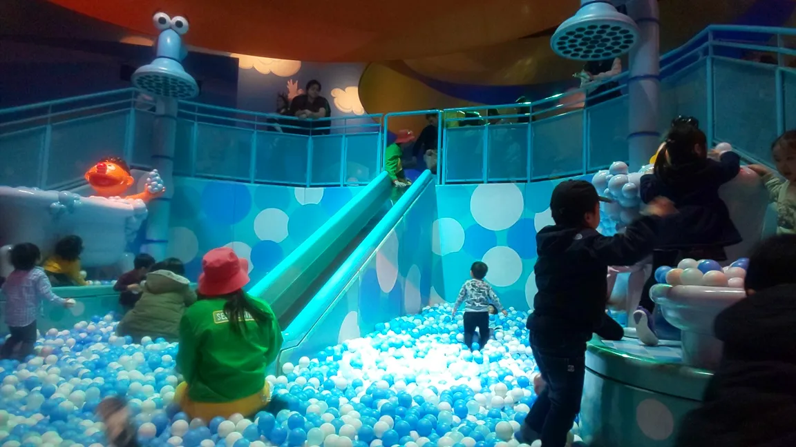 Elmo's Bubble Bubble