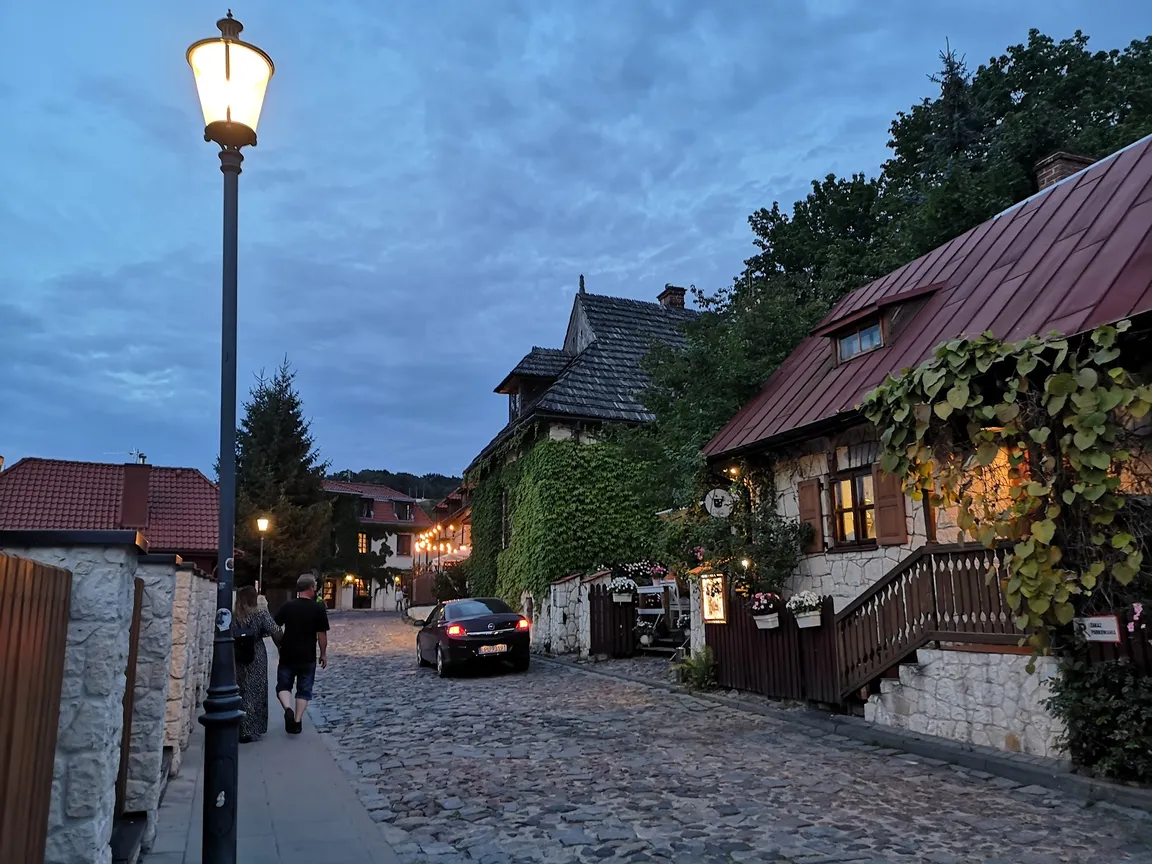 Akuku Restauracja