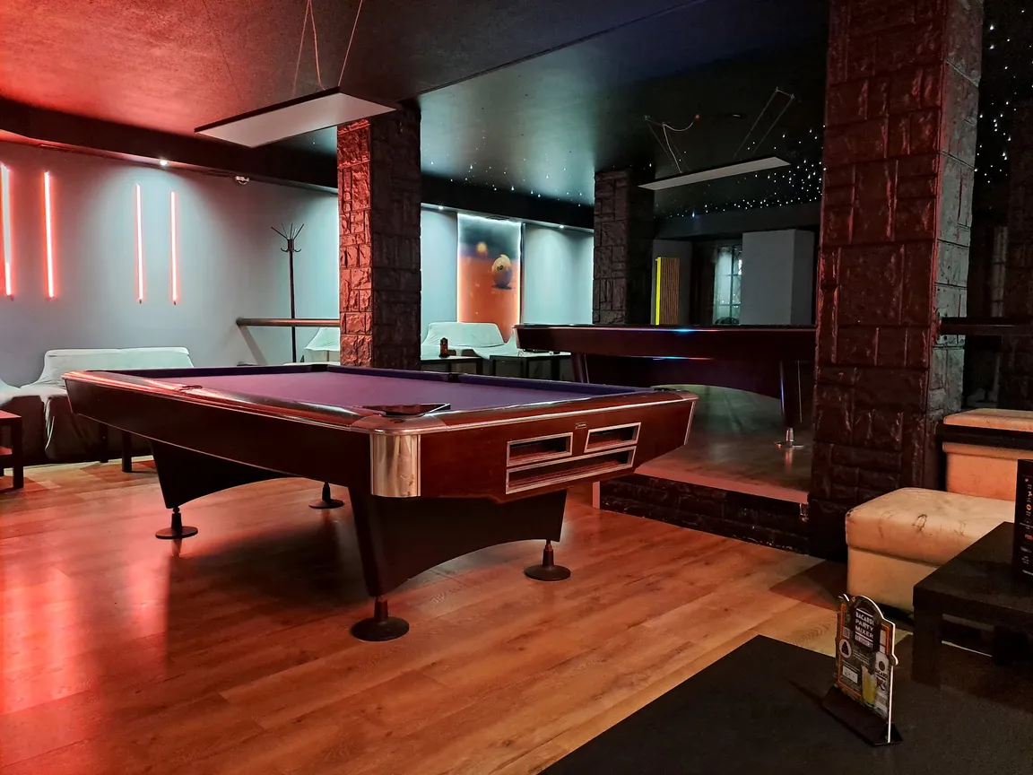 Hades Pool Bilard & Karaoke Club