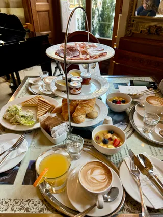 New York Café