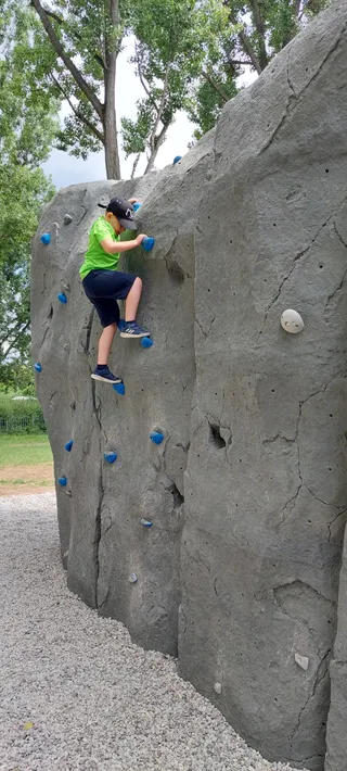 Ścianka wspinaczkowa ogólnodostępna