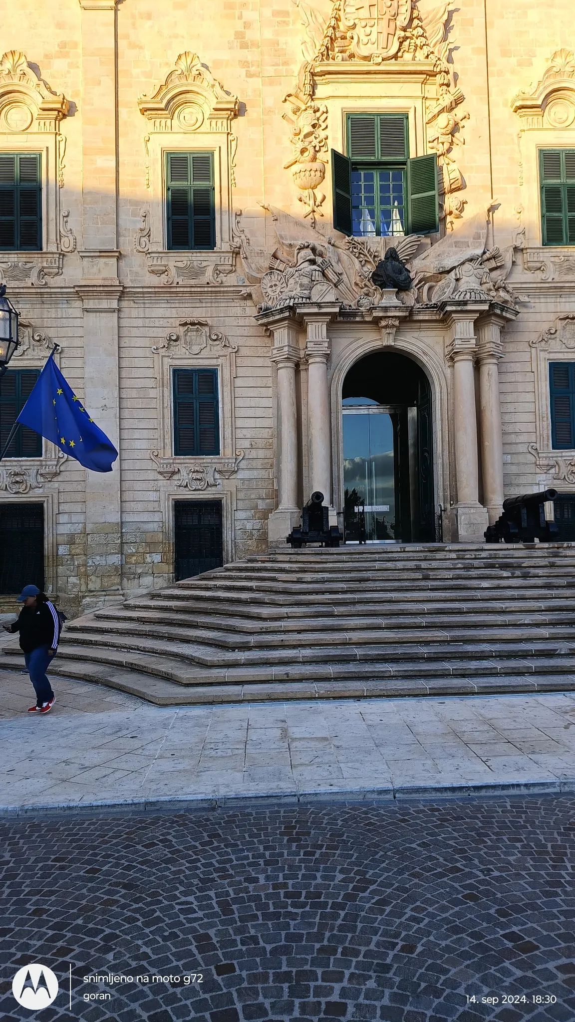 Vision line Market Centre Valletta