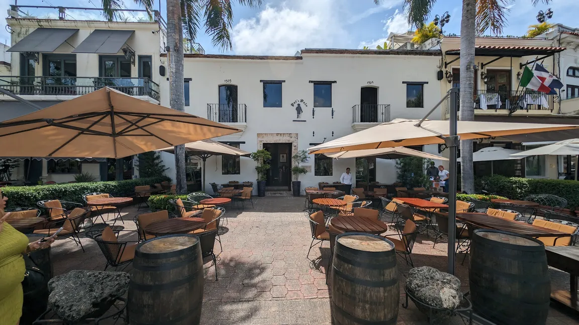 Pat'e Palo European Brasserie