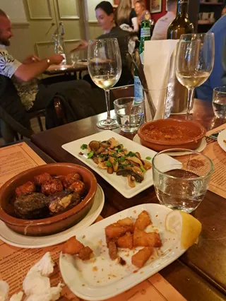 Las Tapas De Lola